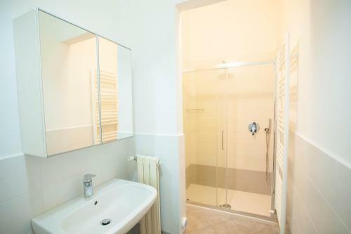 Hostal Rentroom Verona - Italianflat