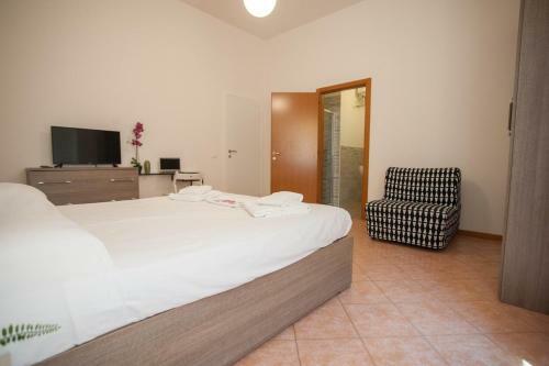 Hostal Rentroom Verona - Italianflat