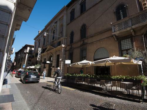 Hostal Rentroom Verona - Italianflat