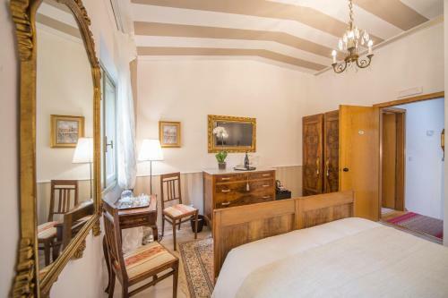 Hostal Corte Realdi Boutique Rooms