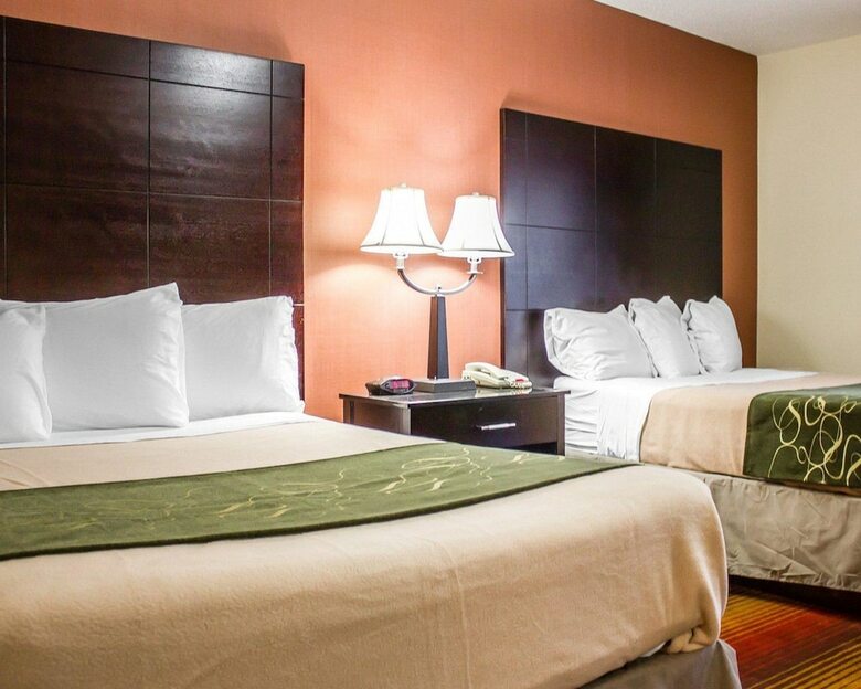 Hotel Rodeway Inn Macarthur Airport