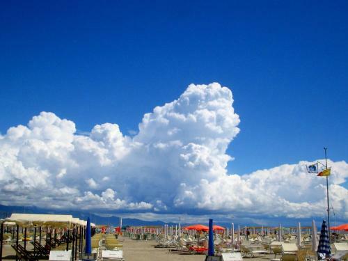 Villino La Rosa A Viareggio