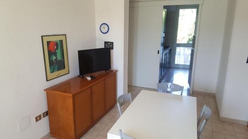 Trilocale Piscina E Doppio Giardino 6