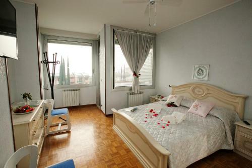 Toscolano-maderno Apartment Sleeps 6
