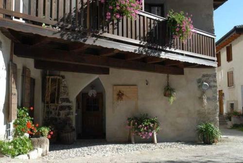 Two-bedroom Apartment In Concei/ledrosee 22659