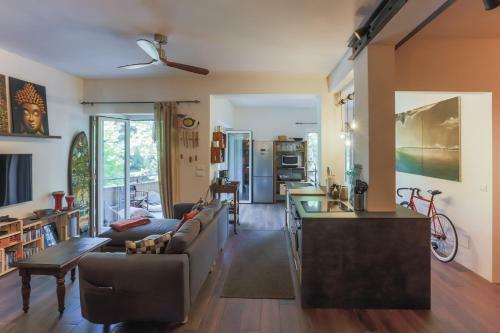 Triestevillas Tropical Murat, 6 Guests Terrace And Surfer'style