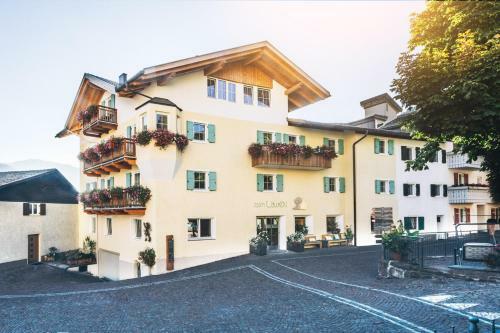 Posada Gasthof Zum L�wen-post