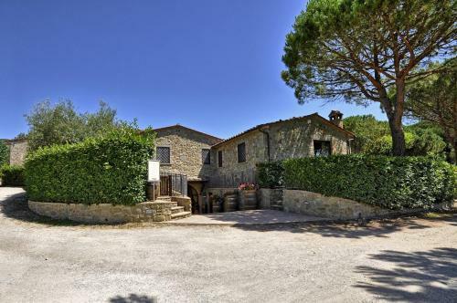 Vernazzano Basso Apartment Sleeps 6 T242209
