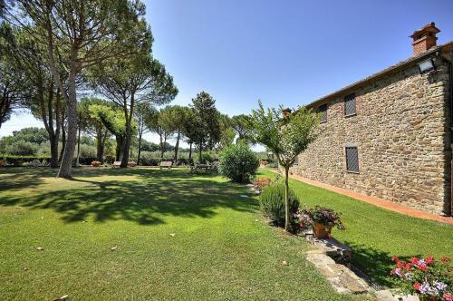 Vernazzano Basso Apartment Sleeps 6 T242209