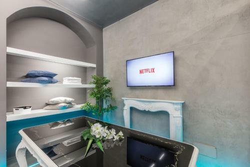 Into Apartments - Somis