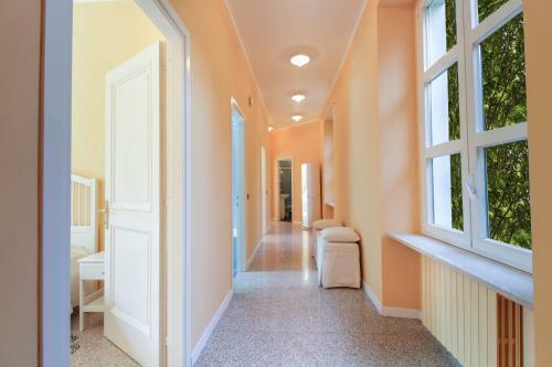 Stresa Villa Sleeps 16 Pool Air Con Wifi
