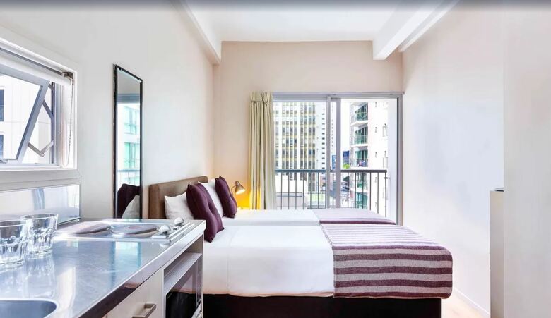 Hotel All Seasons Auckland