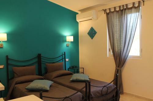 Bed & Breakfast Sea Garden Rooms