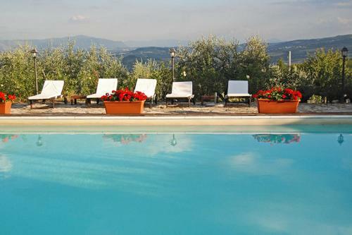 Todi Villa Sleeps 12 Pool Air Con Wifi