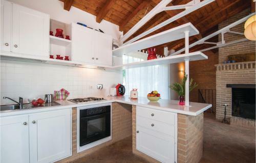 Three-bedroom Holiday Home In Assisi Pg