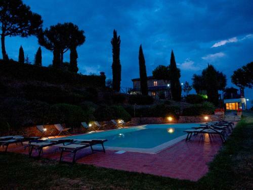 Fornoli Villa Sleeps 16 Pool Wifi