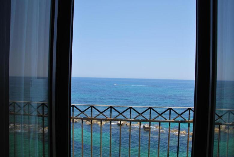 Hotel Domus Mariae Albergo