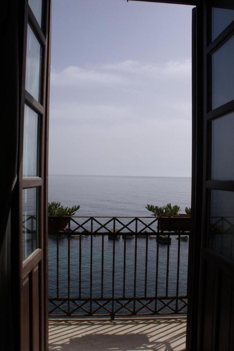 Hotel Domus Mariae Albergo