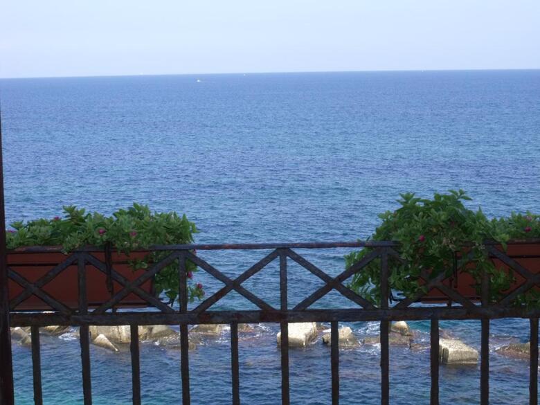 Hotel Domus Mariae Albergo