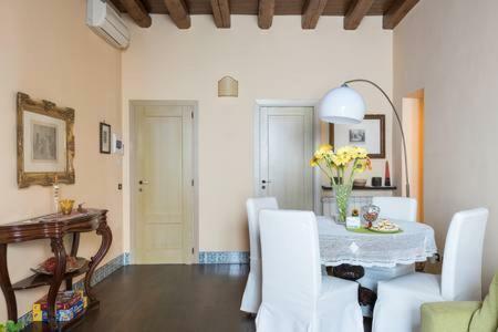Sanmartinoortigia Apartments
