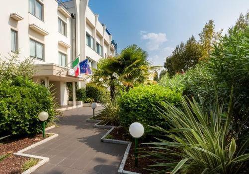 International Apartment