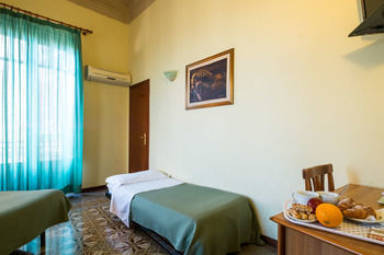 Hotel Italia