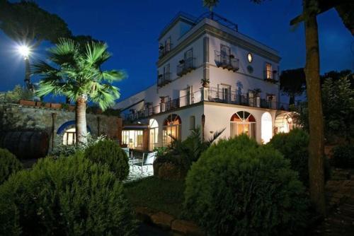 Sorrento Villa Sleeps 22 Pool Air Con Wifi