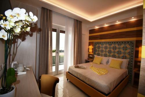 Hostal Melody Sorrento Suites