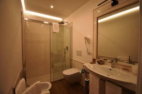 Hostal Melody Sorrento Suites