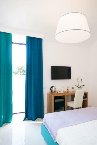Hostal Sorrento Stylish Rooms