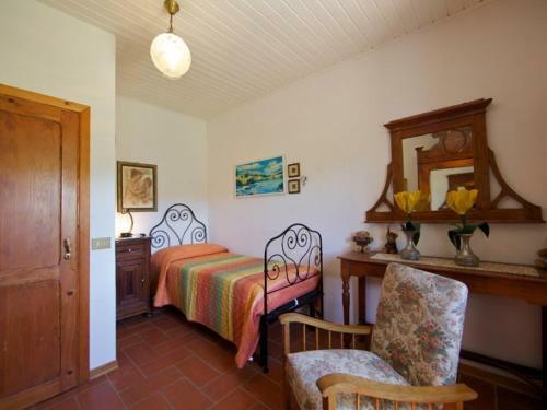 Calcinaia Villa Sleeps 10 Pool Wifi