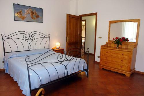 Ponte Biforco Villa Sleeps 8 Pool Wifi
