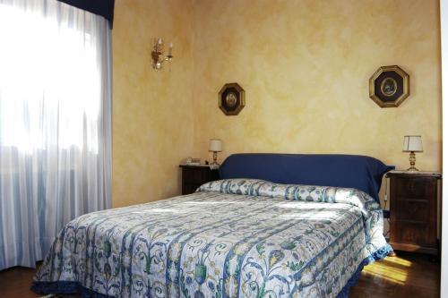 Scandicci Villa Sleeps 8 Pool Air Con Wifi