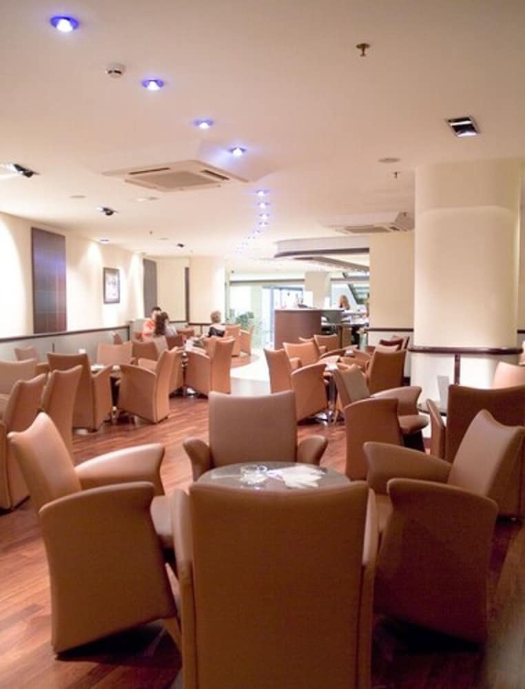 Hotel Tropical