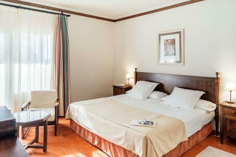 Hotel Parador De Manzanares