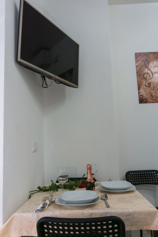 Hostal "6 In Centro" Guest House