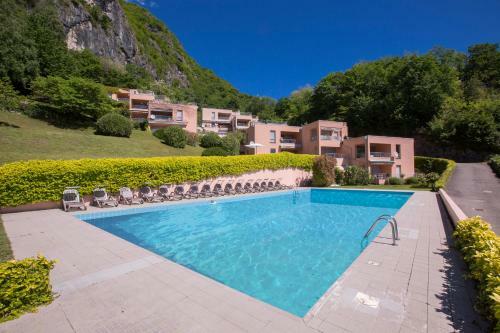 San Siro Apartment Sleeps 5 Pool