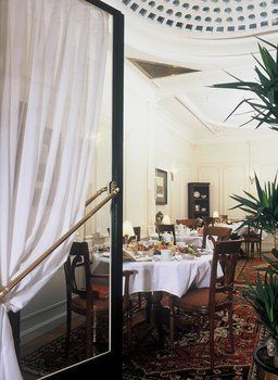 Hotel H�tel Du Rond-point Des Champs Elys�es