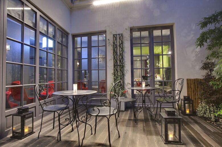 Hotel Le Petit Paris