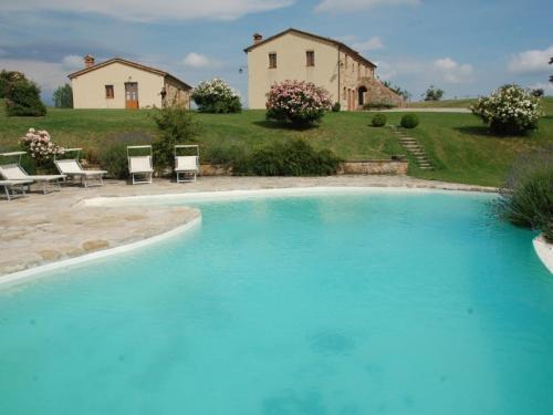 San Casciano Dei Bagni Villa Sleeps 12 Pool Wifi