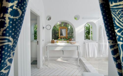 Montepertuso Villa Sleeps 4 Pool Air Con Wifi