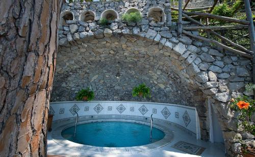 Montepertuso Villa Sleeps 4 Pool Air Con Wifi