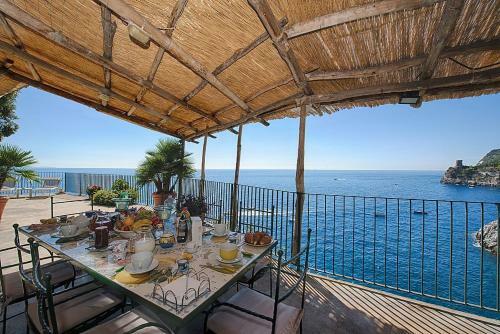 Praiano Villa Sleeps 8 Pool Air Con Wifi