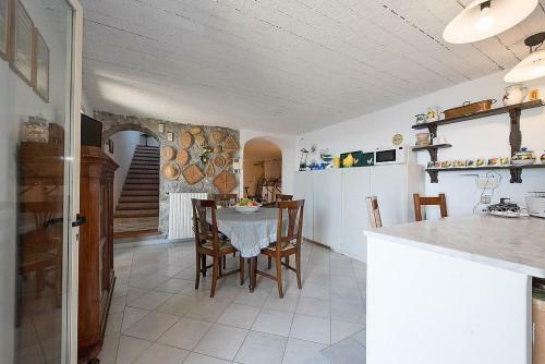 Praiano Villa Sleeps 8 Pool Air Con Wifi