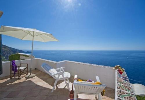 Praiano Villa Sleeps 6 T721533