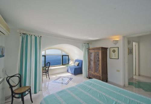 Praiano Villa Sleeps 6 T721533