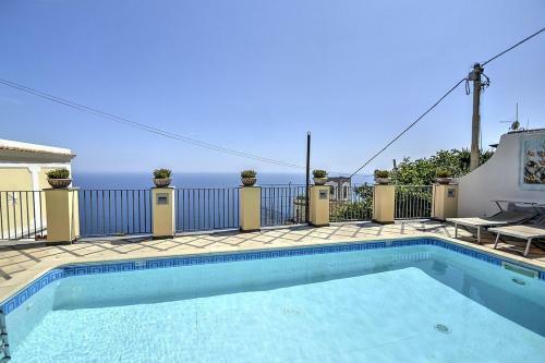 Praiano Villa Sleeps 6 Pool Air Con Wifi