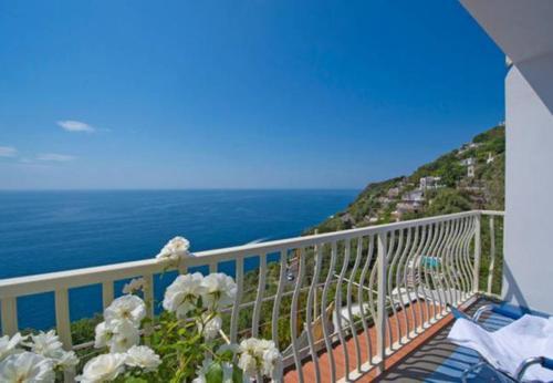 Praiano Apartment Sleeps 4