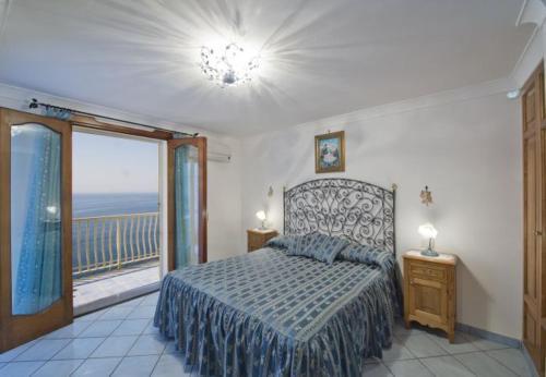 Praiano Apartment Sleeps 4