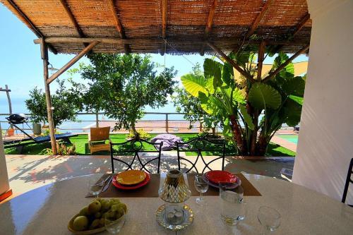 Praiano Villa Sleeps 6 Pool Air Con Wifi